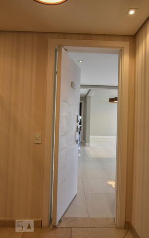 Apartamento à venda com 230m², 3 quartos e 3 vagasHall Privativo 