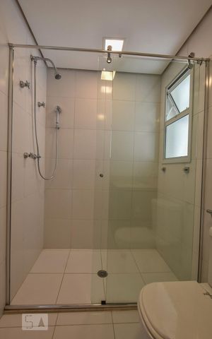 Apartamento à venda com 230m², 3 quartos e 3 vagasBanheiro Suíte 03 
