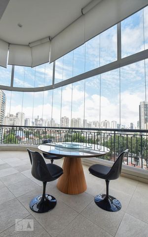 Apartamento à venda com 230m², 3 quartos e 3 vagasVaranda Gourmet 