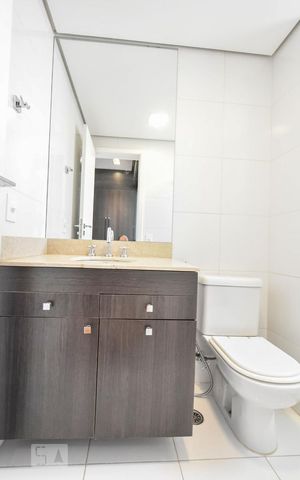 Apartamento à venda com 230m², 3 quartos e 3 vagasBanheiro Suíte 02
