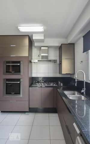 Apartamento à venda com 230m², 3 quartos e 3 vagasCozinha