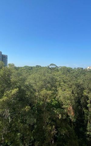 Apartamento à venda com 119m², 3 quartos e 2 vagasVista da Suíte 1