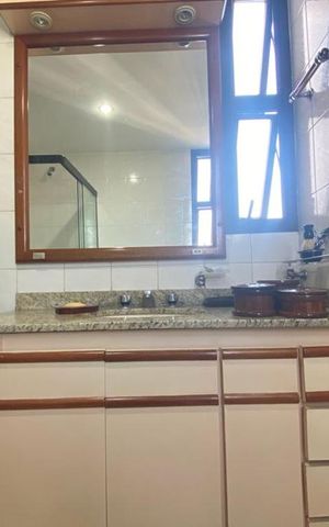 Apartamento à venda com 119m², 3 quartos e 2 vagasBanheiro da Suíte 1