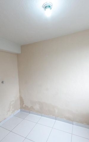 Casa à venda com 120m², 4 quartos e 4 vagasQuarto de Serviço