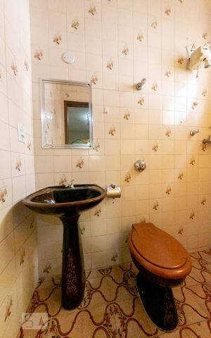 Casa à venda com 120m², 4 quartos e 4 vagasBanheiro da Suíte 1