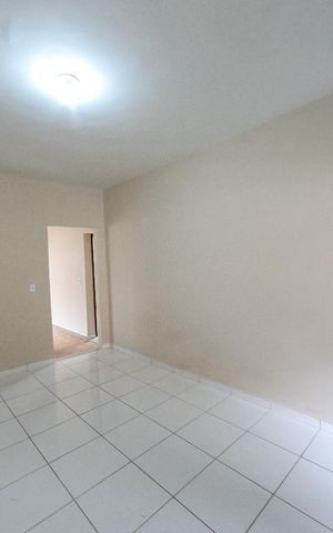 Casa à venda com 120m², 4 quartos e 4 vagasSala