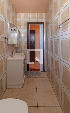 Casa à venda com 205m², 3 quartos e 3 vagas Casa à venda com 205m², 3 quartos e 3 vagasBanheiro da Suíte