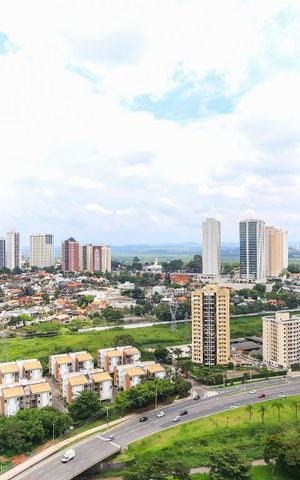 Apartamento para alugar com 77m², 2 quartos e 2 vagasVista da Piscina Aquecida