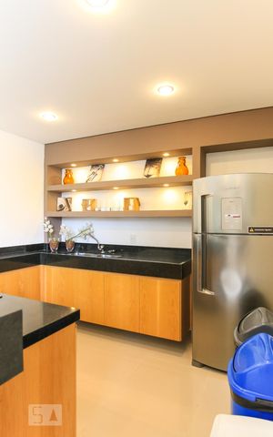 Apartamento para alugar com 77m², 2 quartos e 2 vagasÁrea comum - Salão de festas