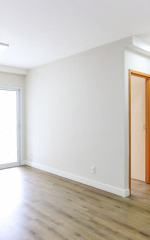 Apartamento para alugar com 77m², 2 quartos e 2 vagasSala