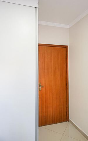 Casa à venda com 130m², 3 quartos e 2 vagas Casa à venda com 130m², 3 quartos e 2 vagasQuarto 01