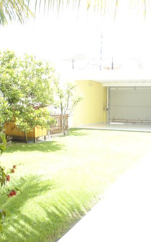 Casa à venda com 390m², 3 quartos e 4 vagasQuintal