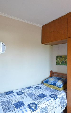 Casa à venda com 320m², 4 quartos e 3 vagas Casa à venda com 320m², 4 quartos e 3 vagasQuarto 1