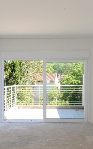 Casa de condomínio à venda com 276m², 3 quartos e 3 vagas Casa de condomínio à venda com 276m², 3 quartos e 3 vagassuíte 2