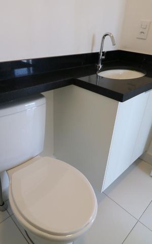 Apartamento para alugar com 58m², 2 quartos e sem vagaBanheiro