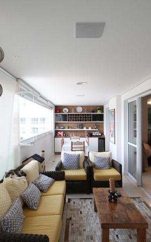 Apartamento à venda com 170m², 3 quartos e 3 vagasVaranda