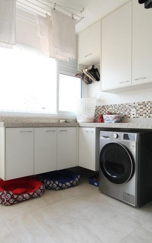 Apartamento à venda com 170m², 3 quartos e 3 vagasÁrea de Serviço