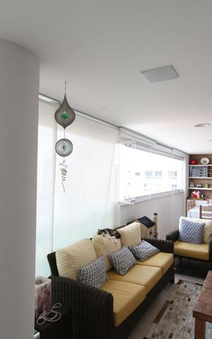 Apartamento à venda com 170m², 3 quartos e 3 vagasVaranda