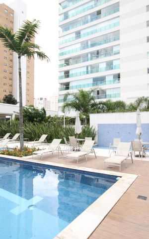 Apartamento à venda com 170m², 3 quartos e 3 vagasPiscina