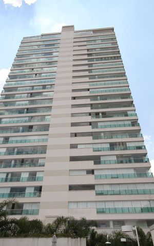 Apartamento à venda com 170m², 3 quartos e 3 vagasFachada