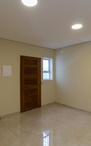 Casa para alugar com 130m², 3 quartos e 1 vagaSala