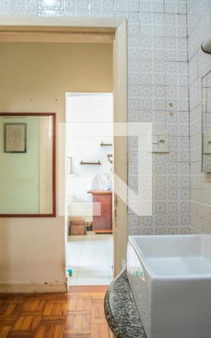 Casa à venda com 120m², 2 quartos e 3 vagas Casa à venda com 120m², 2 quartos e 3 vagasBanheiro
