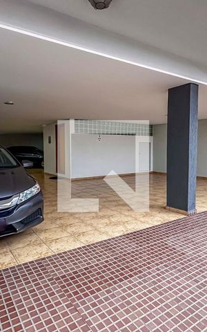 Apartamento à venda com 140m², 2 quartos e 1 vaga Apartamento à venda com 140m², 2 quartos e 1 vagaGaragem
