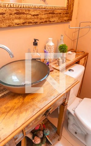 Apartamento à venda com 140m², 2 quartos e 1 vaga Apartamento à venda com 140m², 2 quartos e 1 vagaLavabo da Cobertura