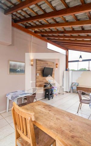 Apartamento à venda com 140m², 2 quartos e 1 vaga Apartamento à venda com 140m², 2 quartos e 1 vagaCobertura