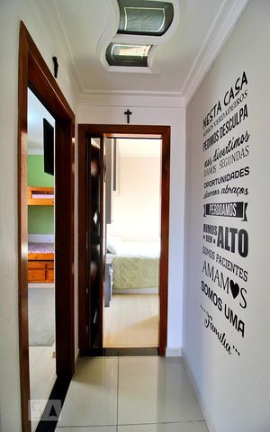 Apartamento à venda com 100m², 2 quartos e 2 vagasCorredor
