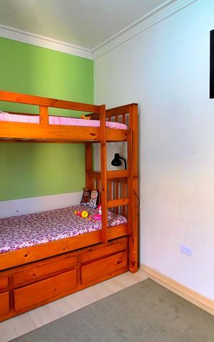 Apartamento à venda com 100m², 2 quartos e 2 vagasQuarto 2