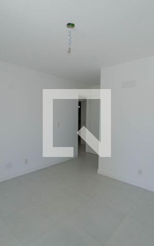 Apartamento para alugar com 97m², 3 quartos e 2 vagas Apartamento para alugar com 97m², 3 quartos e 2 vagasSuíte