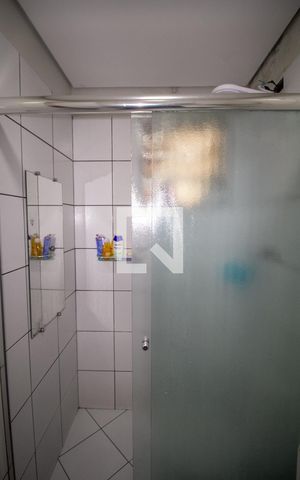 Casa à venda com 234m², 4 quartos e 2 vagasBanheiro 2