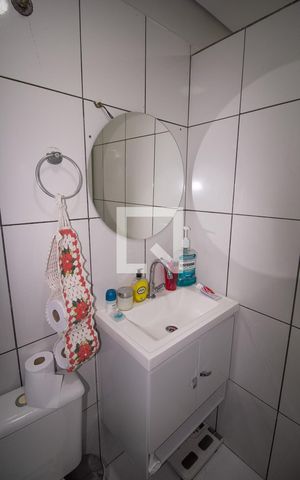 Casa à venda com 234m², 4 quartos e 2 vagasBanheiro 2