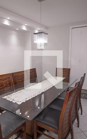 Casa à venda com 234m², 4 quartos e 2 vagasCopa