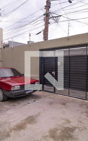 Casa à venda com 234m², 4 quartos e 2 vagasGaragem