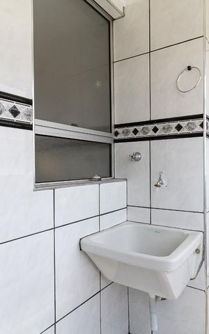 Apartamento à venda com 50m², 2 quartos e 1 vaga Apartamento à venda com 50m², 2 quartos e 1 vagaLavanderia