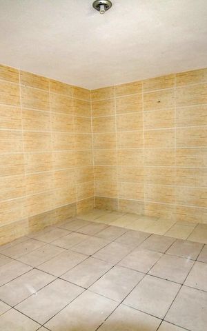 Casa para alugar com 55m², 1 quarto e sem vagaquarto