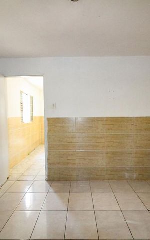 Casa para alugar com 55m², 1 quarto e sem vagaquarto