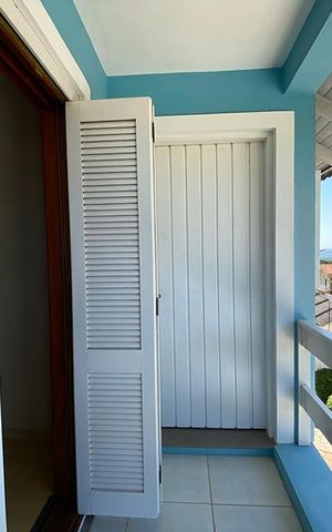 Casa à venda com 450m², 4 quartos e 3 vagasSacada do Quarto 1