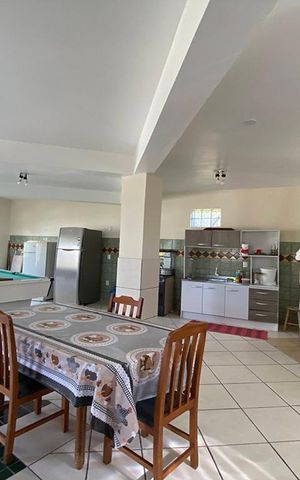 Casa à venda com 450m², 4 quartos e 3 vagasSala de Festas