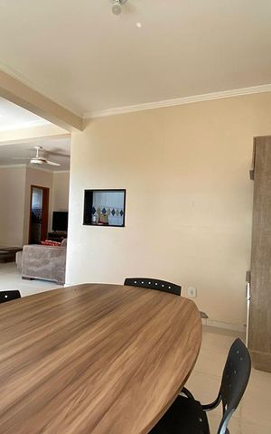 Casa à venda com 450m², 4 quartos e 3 vagasSala de Jantar