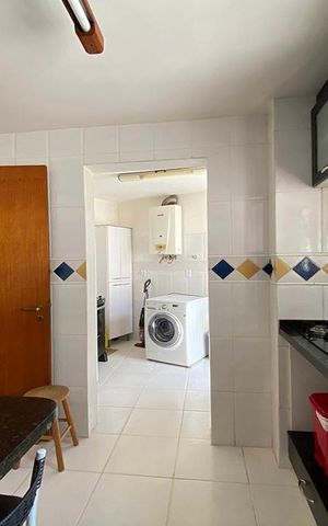Casa à venda com 450m², 4 quartos e 3 vagasCozinha