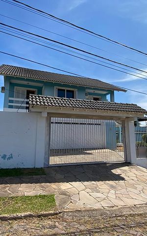 Casa à venda com 450m², 4 quartos e 3 vagasFachada