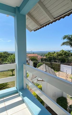 Casa à venda com 450m², 4 quartos e 3 vagasSacada do Quarto 3