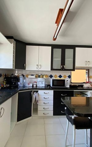 Casa à venda com 450m², 4 quartos e 3 vagasCozinha