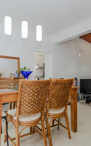 Casa à venda com 297m², 3 quartos e 8 vagas Casa à venda com 297m², 3 quartos e 8 vagasSala de Jantar