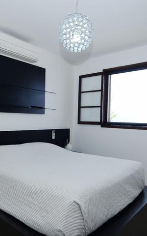 Casa à venda com 297m², 3 quartos e 8 vagas Casa à venda com 297m², 3 quartos e 8 vagasSuíte 2