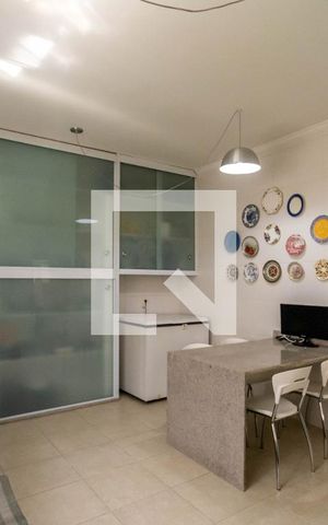 Casa para alugar com 297m², 3 quartos e 8 vagas Casa para alugar com 297m², 3 quartos e 8 vagasCozinha