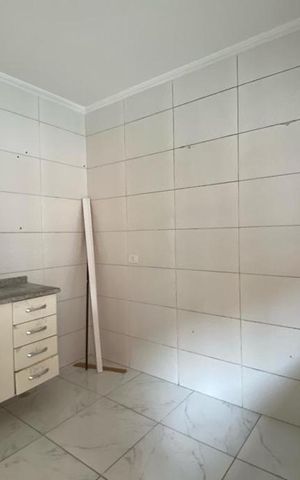 Casa para alugar com 67m², 2 quartos e 2 vagas Casa para alugar com 67m², 2 quartos e 2 vagasCozinha